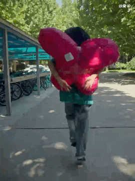 1686658530482943.gif