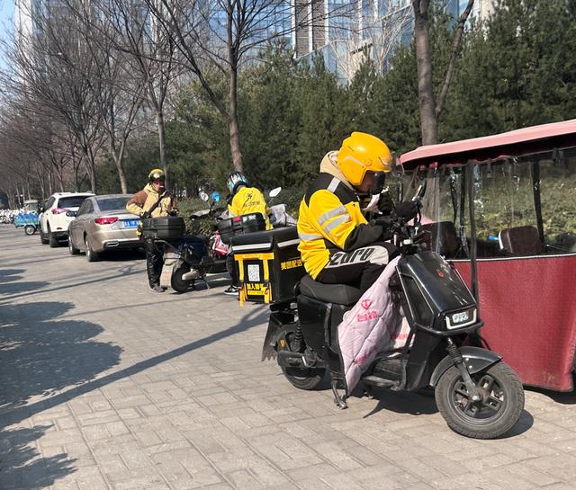 京东外卖五险一金_美团饿了么社保政策_京东外卖地推