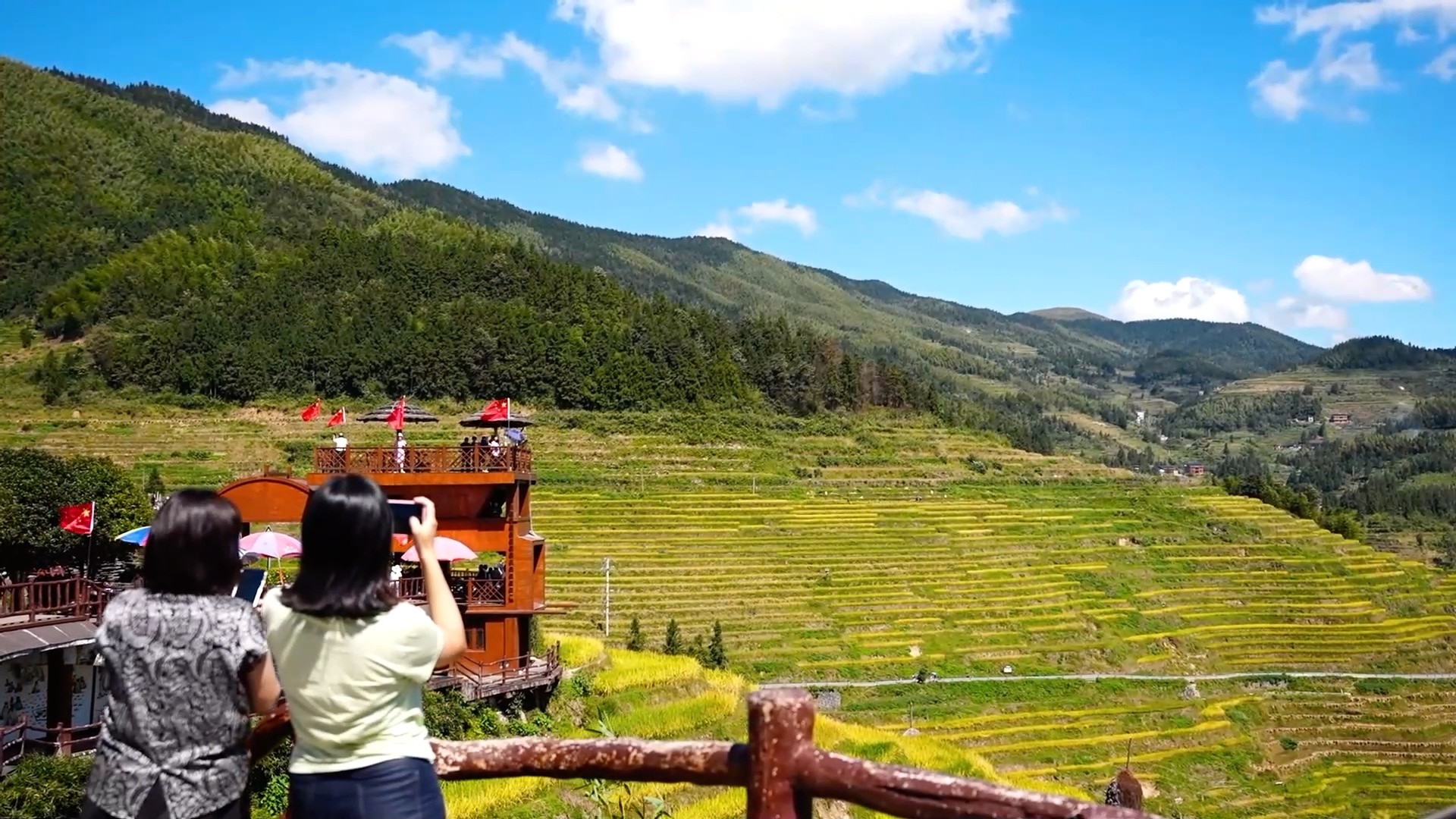 文商旅体深度融合_TikTok Shop_金秋文旅消费创新